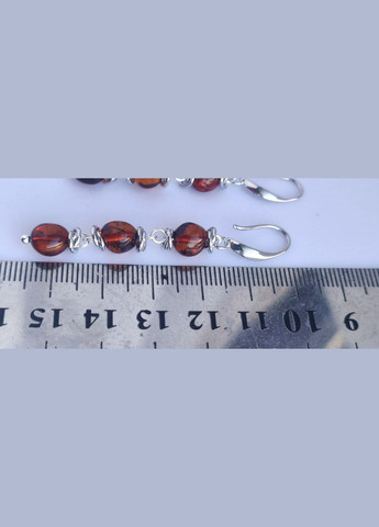 Серьги 2603 из натурального янтаря оттенок темная вишня MINOV (311310516)