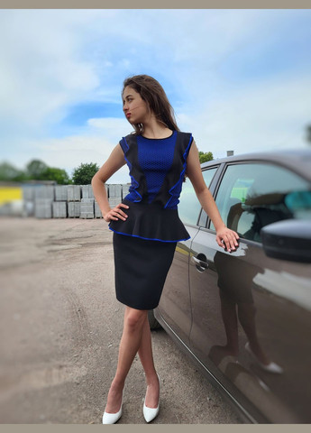 Комбінована повсякденний сукня жіноча з баскою без рукавів силуетна Vivento