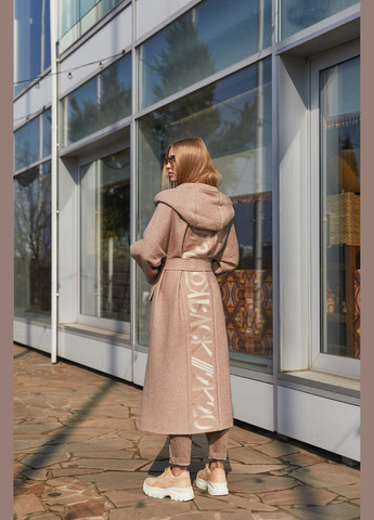 Бежевое демисезонное Пальто MN