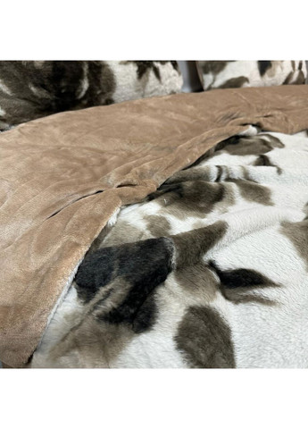 Эксклюзивное постельное белье "Хутро-велюр". Зимняя коллекция евро размер молочно-серого цвета. No Brand (370640220)