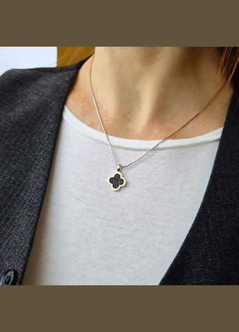 Срібна підвіска Квітка Конюшина з Чорними каменями срібло 925 проби с золотою пластиною 375 проба 458п 1.17г No Brand (308369759)