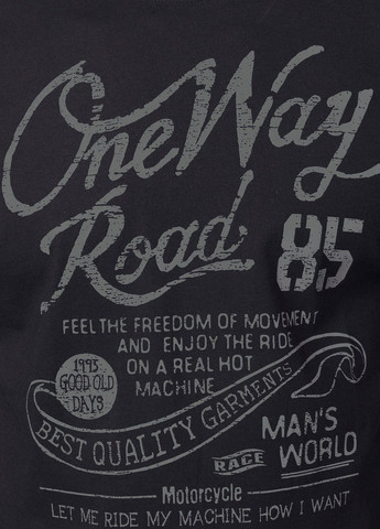 Чорна футболка Man's World