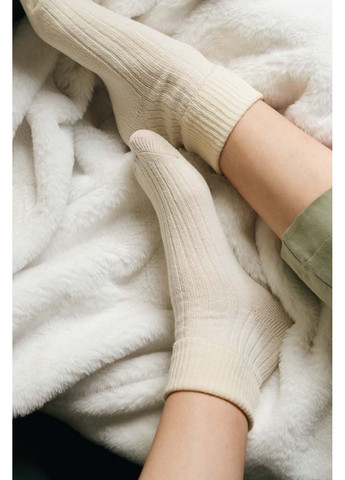 Молочні шкарпетки жіночі теплі в рубчик з вовни 093 wool Steven (349500145)