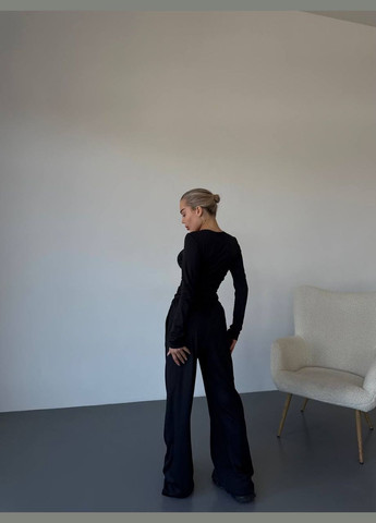 Жіночий костюм двійка штани та кофта з драпіровкою MonCher (330255423)