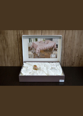 Велюрова скатертина Nehir 160х350 Selin (338425218)