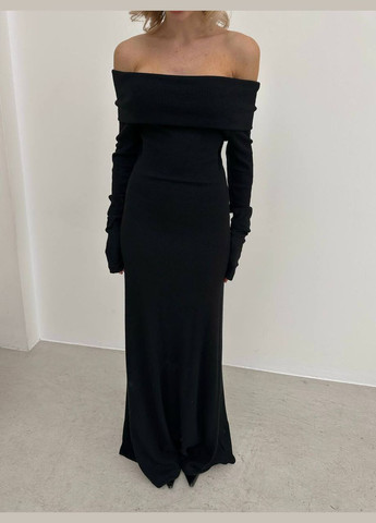 Черное вечернее платье макси с открытыми плечами колокол No Brand однотонное