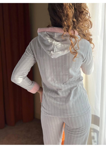 Сіра піжама жіноча сіра флісова з капюшоном і написом. піжама жіноча тепла сіра з м’якої тканини. піжама жіноча комфортна No Brand