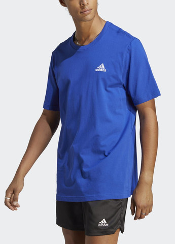 Синя футболка з вишитим логотипом essentials adidas