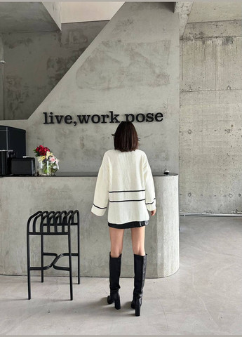 Білий демісезонний жіночий подовжений светр на блискавці Fashion