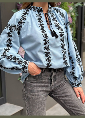 Жіноча вишиванка Трояндовий сад блакитна ESQ 4169 (303898902)