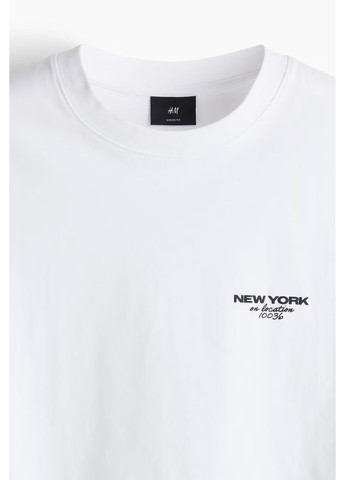 Біла футболка вільного крою з принтом H&M