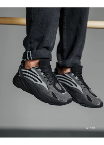 Темно-серые демисезонные кроссовки adidas yeezy boost 700 v2 dark grey reflective No Brand Yeezy 700