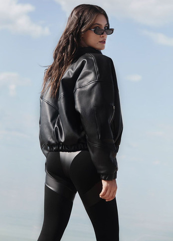Чорна демісезонна куртка бомбер жіночий шкіряний к-017 чорний SoulKiss k-017