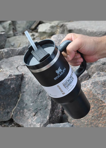 Термос термочашка Quencher H2.0 Tumbler з нержавіючої сталі Black 1,18 л KT6007802 Stanley (315833212)