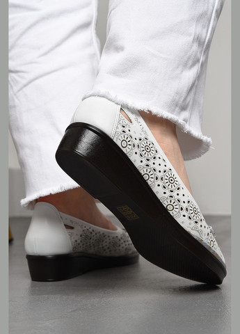Туфлі жіночі білого кольору Let's Shop (290663388)