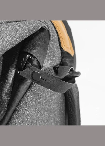 Городской рюкзак Everyday Backpack 30L Charcoal (BEDB-30-CH-2) Peak Design (324074374)