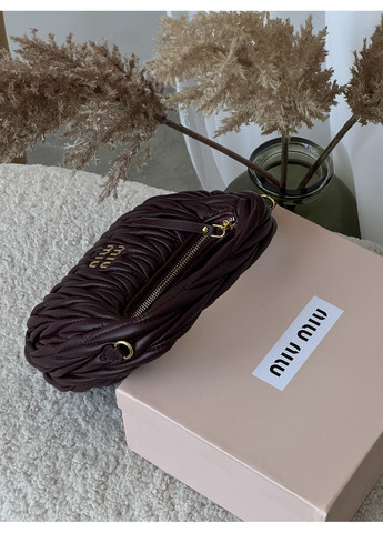 Сумка жіноча Wander Matelassé Nappa Leather бургунді хобо No Brand (369935040)