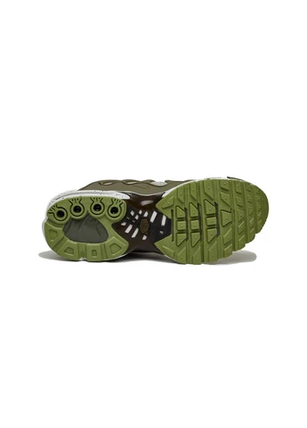 Зеленые демисезонные кроссовки мужские nike air max terrascape plus green найк аир макс плюс зеленые No Brand