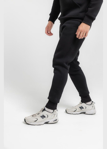 Черные спортивные, повседневный, кэжуал зимние зауженные брюки No Brand