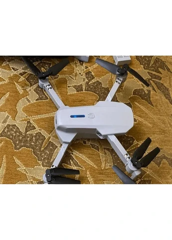 Квадрокоптер PRO Drone складной детский дрон с HD камерой, съёмка на радиоуправлении до 100м, полет до 15 мин No Brand (380642558)