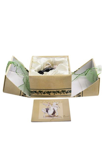 Статуетка порцелянова Дівчинка Випускниця 9,5 см 1106709 Pavone (346152840)