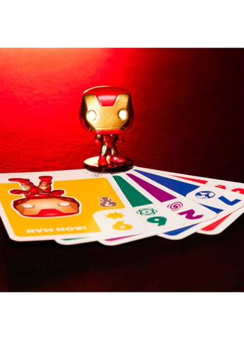 Карточная игра "Железный человек" Something Wild Funko 60495 с фигуркой No Brand (362569112)