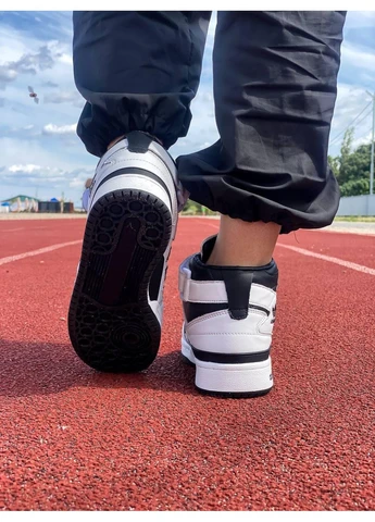 Белые демисезонные кроссовки мужские adidas forum 84 high white black адидас форум 84 белые No Brand