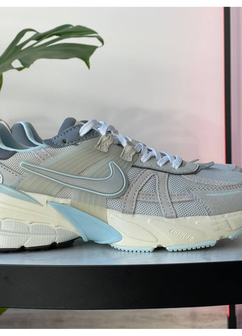 Кроссовки женские Nike V2K Run Light Iron Ore Grey | Найк В2К Рантек серые No Brand серые демисезоны (362035200)