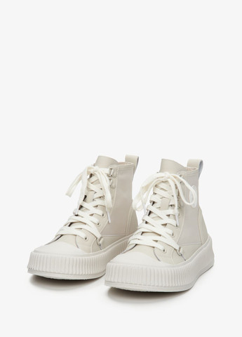 Светло-бежевые кеди Estro