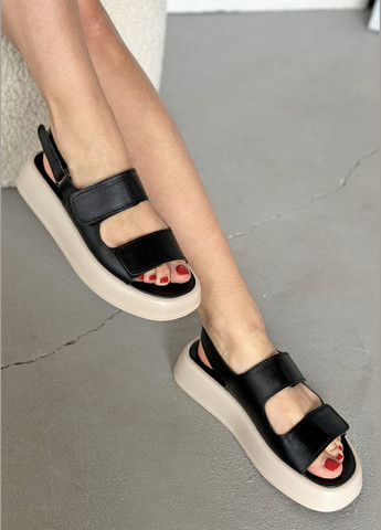 Жіночі босоніжки з натуральної шкіри на світлій підошві - комфорт + стиль InFashion Босоніжки (331015416)