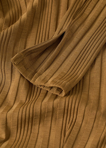 Оливковое кэжуал платье H&M однотонное